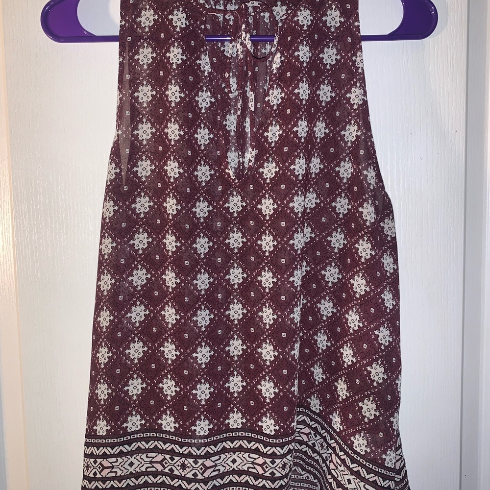 Aeropostale Maroon and White Patterned Blouse